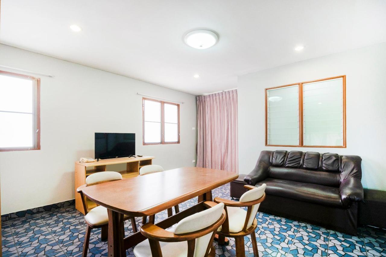 Oyo 663 Green Beach Room Pattaya Zewnętrze zdjęcie