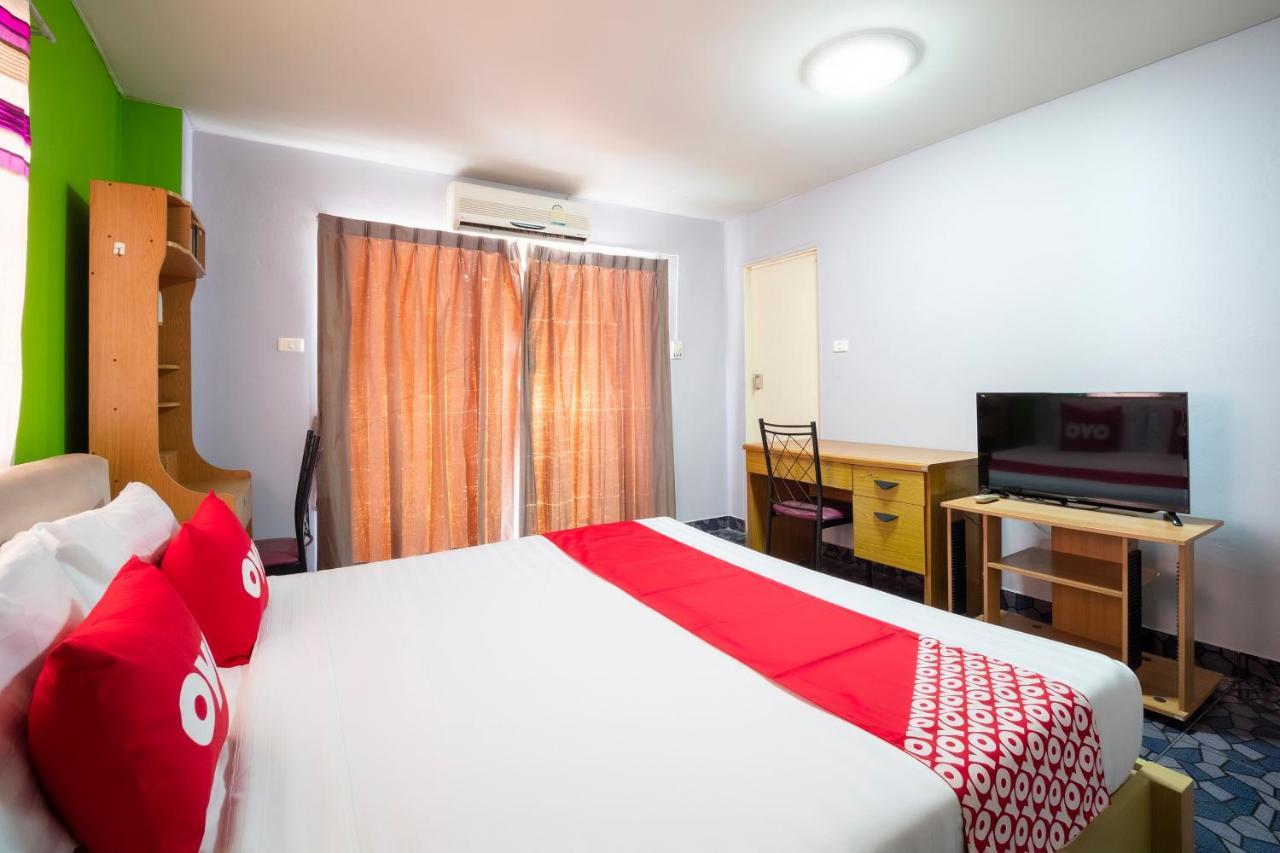 Oyo 663 Green Beach Room Pattaya Zewnętrze zdjęcie